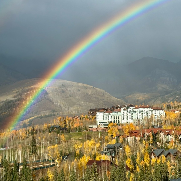 Meet your Posher, Gillian - Picture 1 of 5